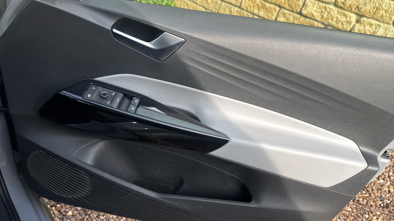 Volkswagen ID.3 150kW Family Pro Performance 58kWh 5dr Auto Electric Hatchback